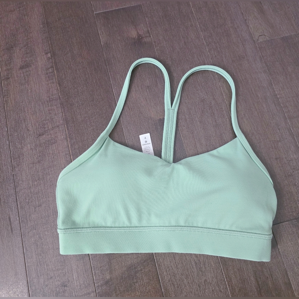 Lululemon Athletica Light Green Sports Bra